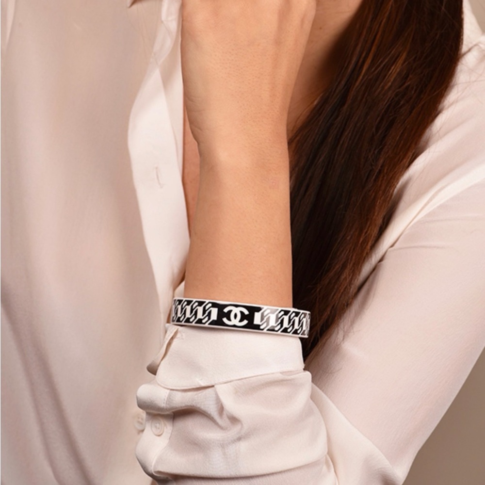 Chanel bangle